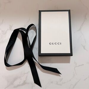 AUTHENTIC GUCCI LUXURY BOX & 3’ FEET OF GUCCI DESIGNER RIBBON